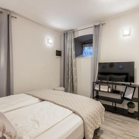 Apartments&Rooms Villa Lina Spalato Esterno foto