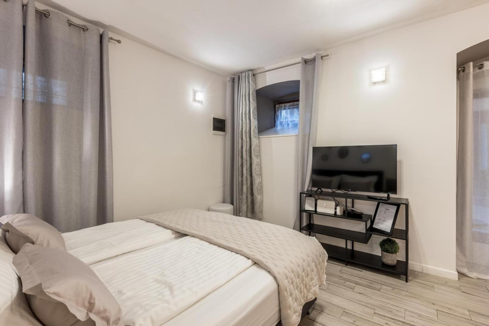Apartments&Rooms Villa Lina Spalato Esterno foto